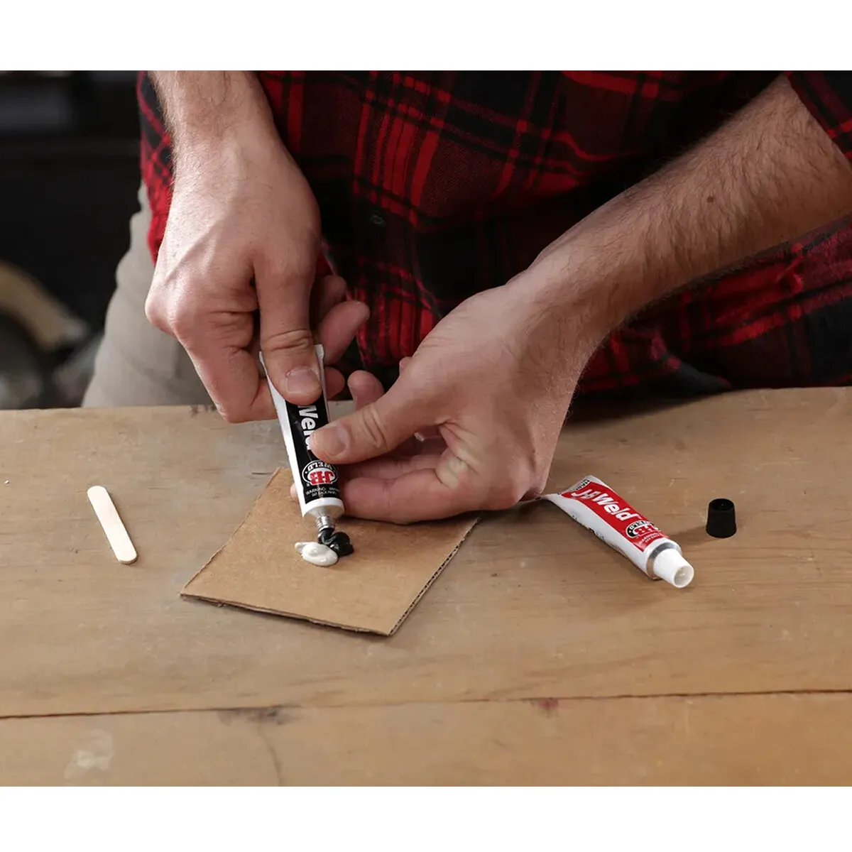 J-Bウエルド エポキシ系接着剤