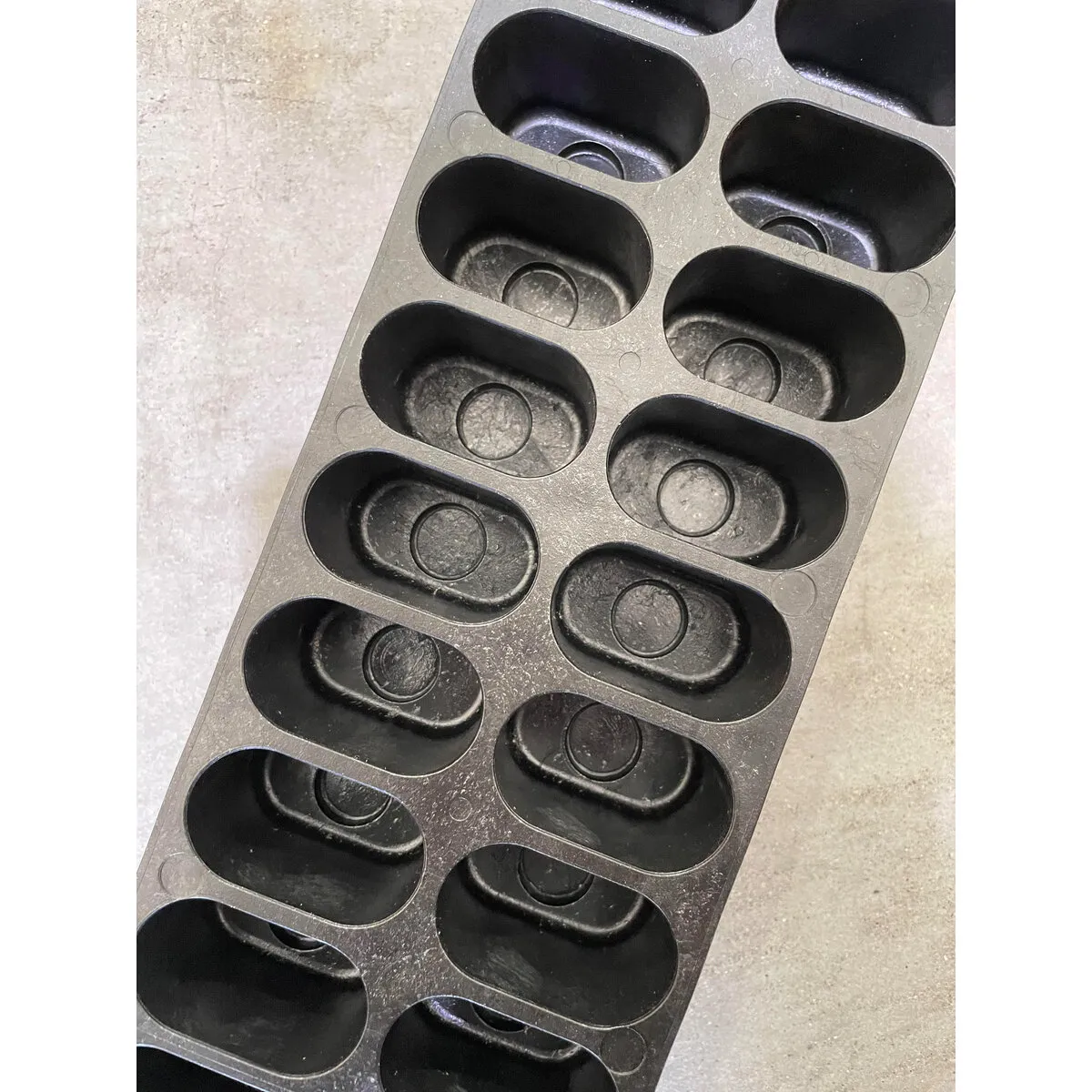 プラスチック角材 1140mm 2本入