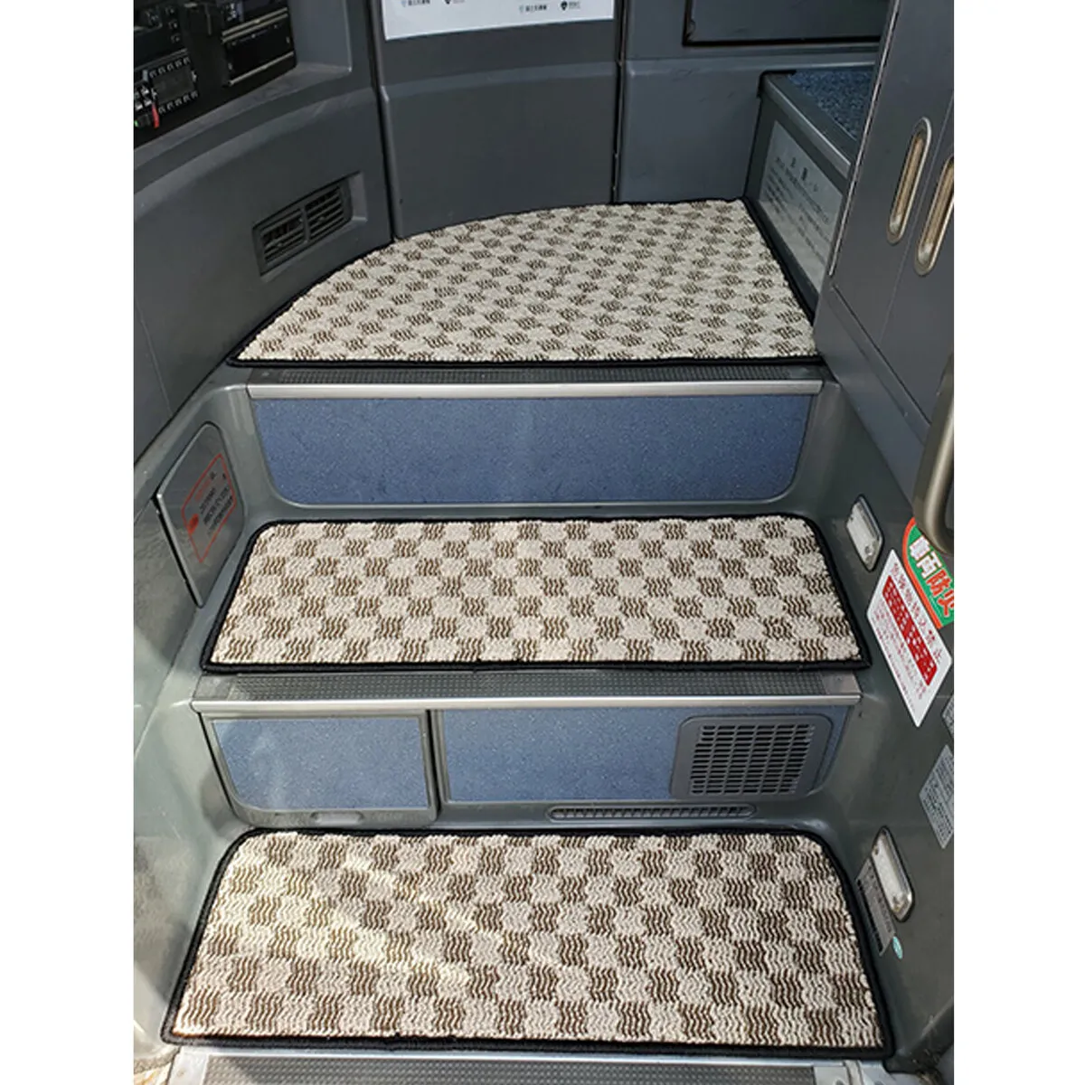 階段用マット 3点セット 大型バス用 裏ゴムスパイク加工 ベージュ