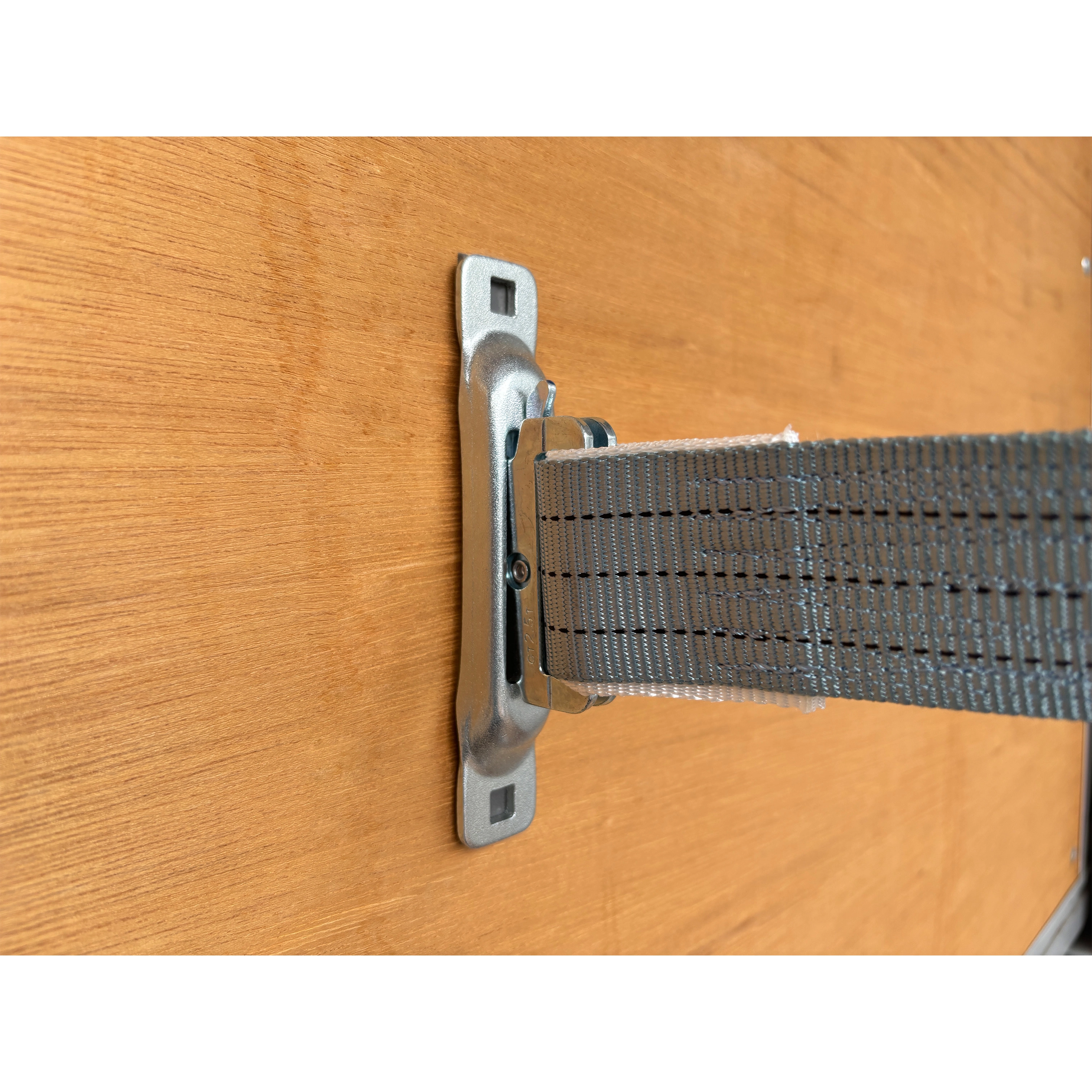 Eトラックレール 1穴タイプ 合金鋼