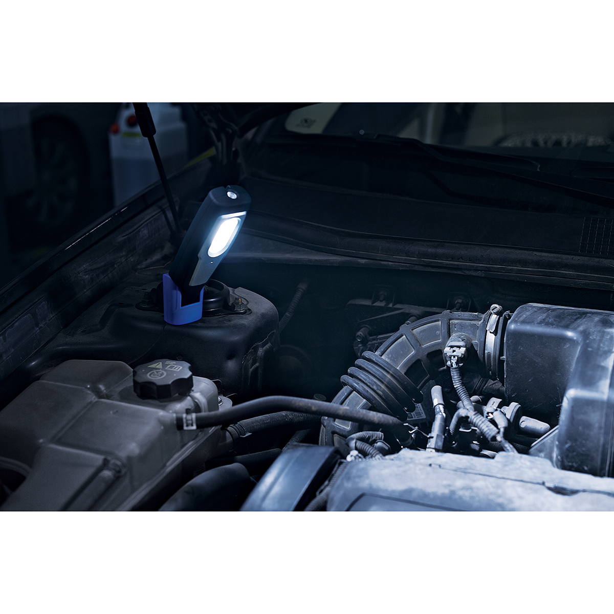 公式】パーマンショップ-COB LED 作業灯 リチウムイオンバッテリー 充電式: 整備工具・補修用品｜トラック用品、大型車・物流用品通販サイト