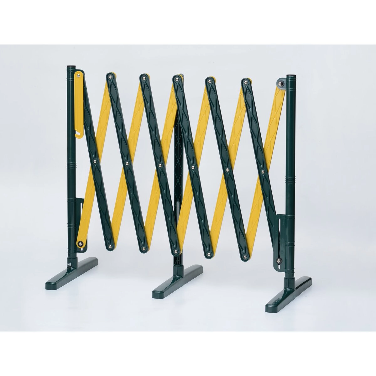 プラスチック 伸縮フェンス 最大オープン幅 約3m